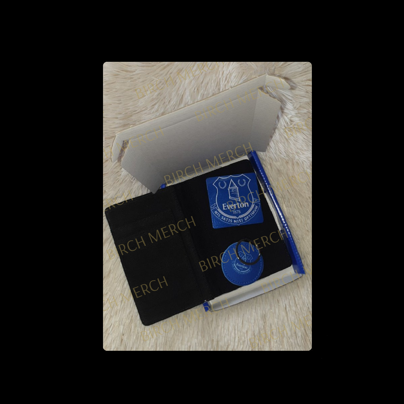 Everton Badge PU Material Passport Holder Wallet Gift Box Set