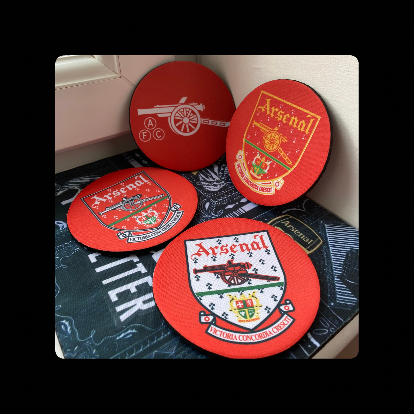 Arsenal Retro Badges Round Rubber Backed 4 Coaster Set 10cm