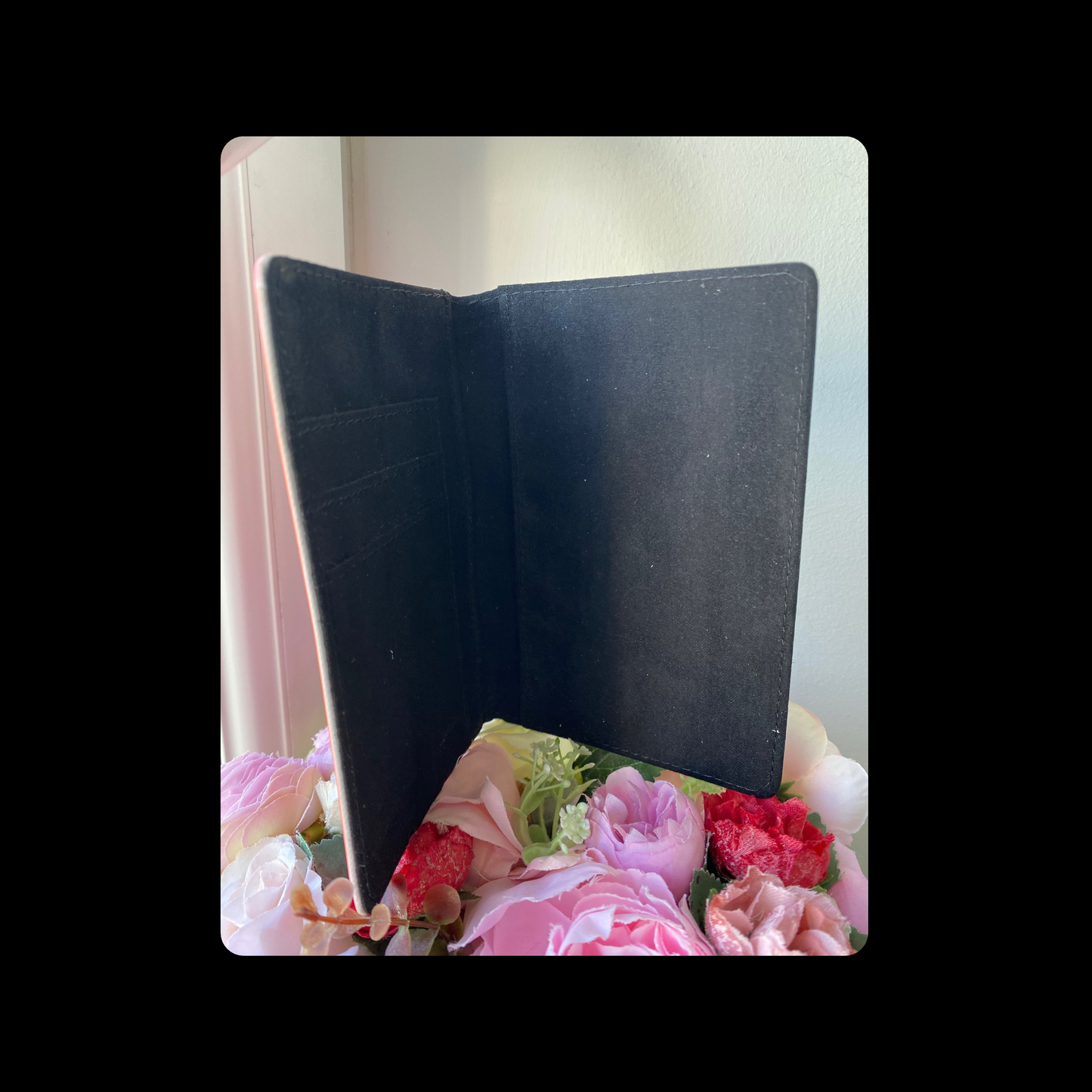 The Lion King PU Material Passport Holder