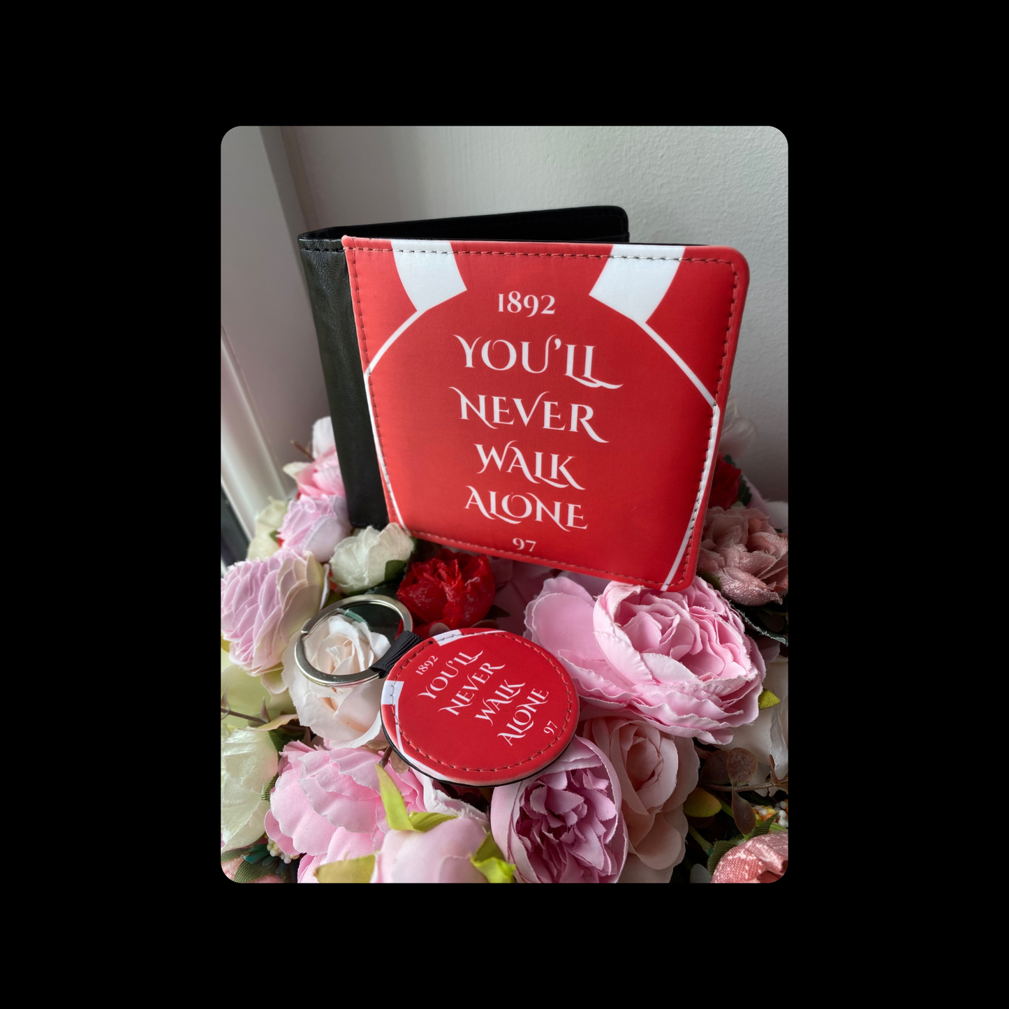 Liverpool You’ll Never Walk Alone Red & White PU Material Wallet & Keyring