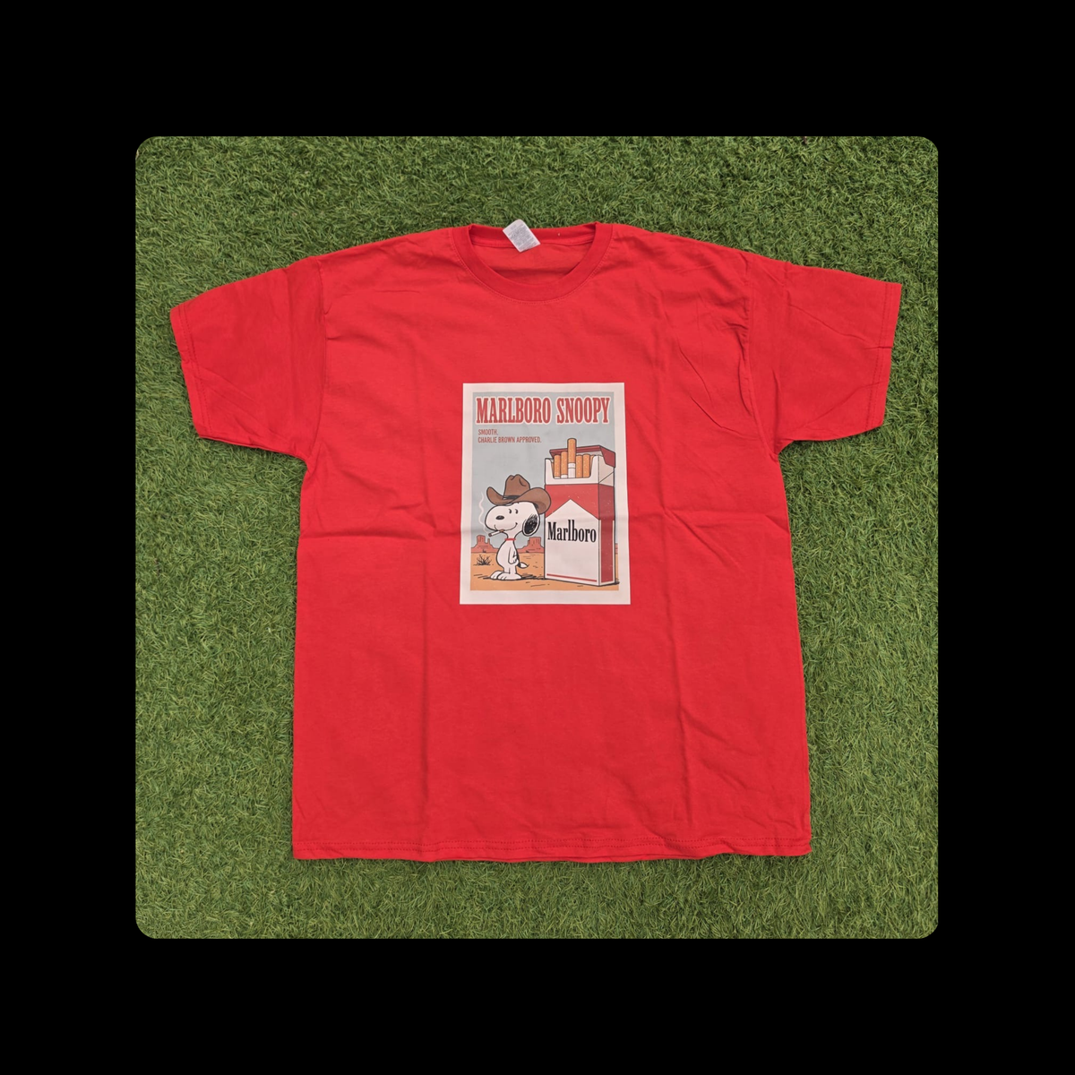 Snoopy Charlie Brown Approved Marlboro Cigarettes Short Sleeved 100% Cotton Red T-Shirt
