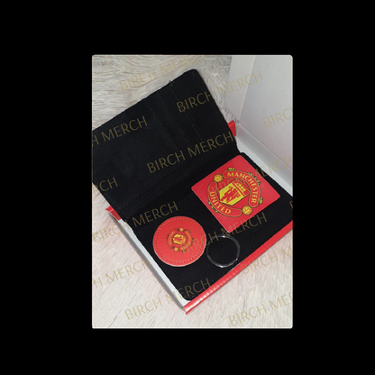 Manchester United Badge Passport Holder Wallet Gift Box Set