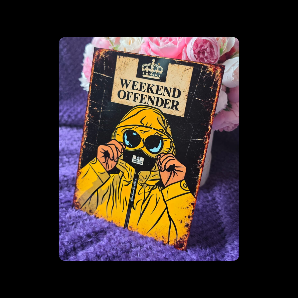 Weekend Offender Metal Bar Sign 15cm x 20cm
