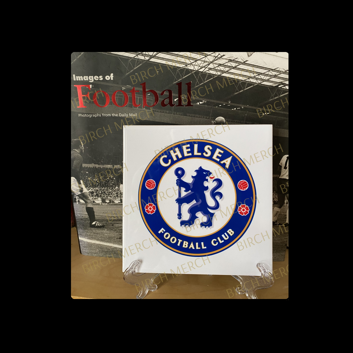 Chelsea Badge Ceramic Tile 15cm x 15cm (6" x 6") Supplied With Clear Stand