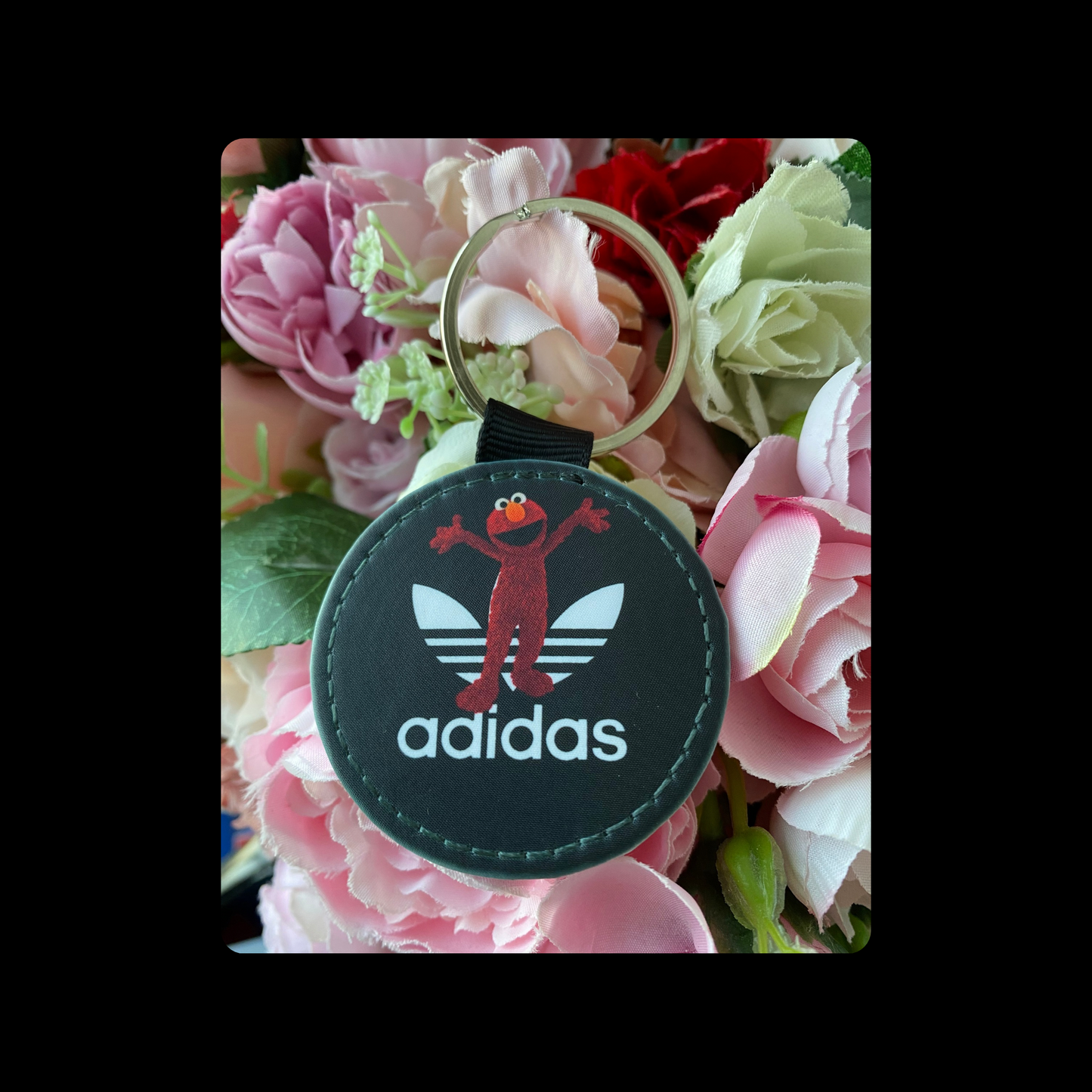 Adidas Elmo Sesame Street Round Keyring 5cm