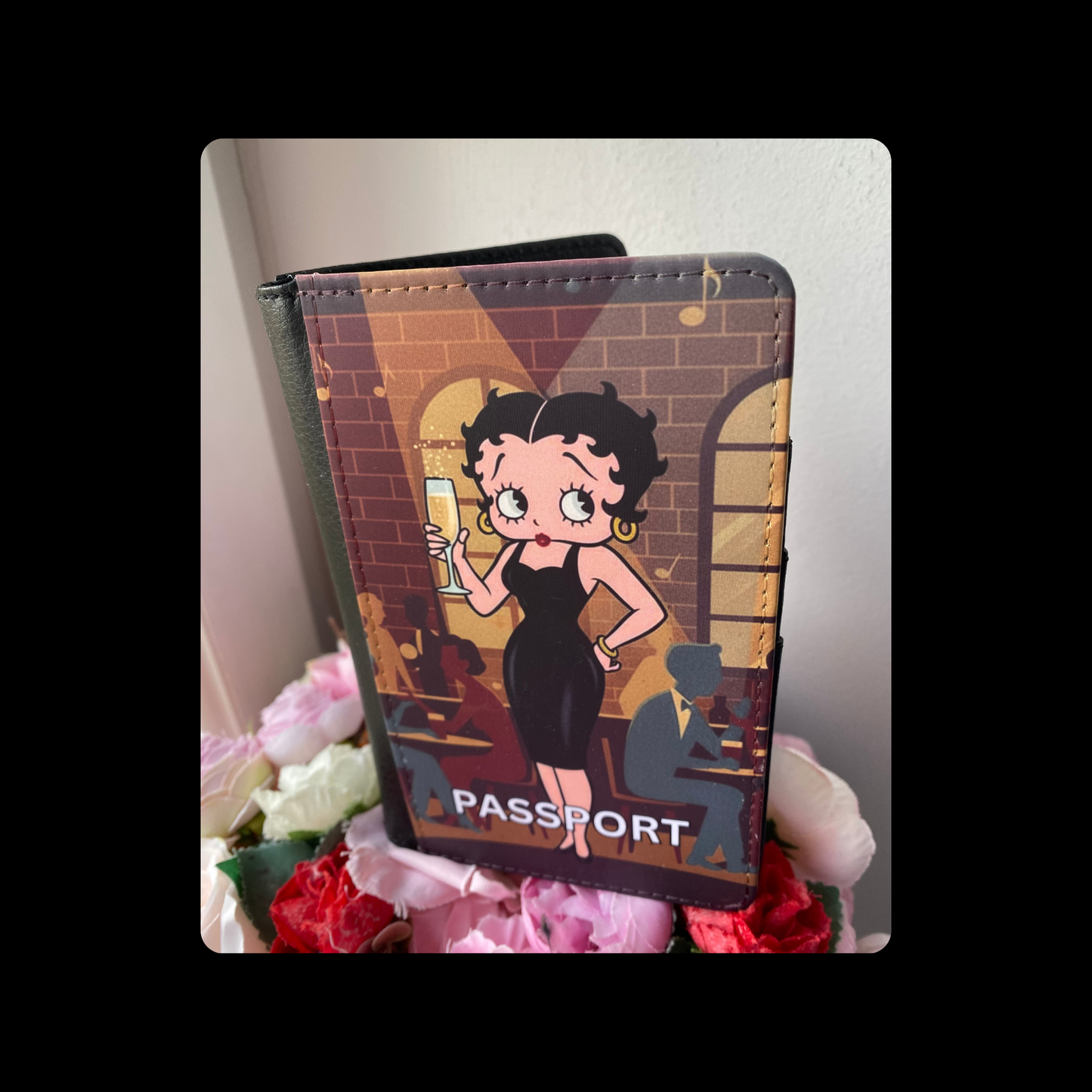 Betty Boop Champagne PU Material Passport Holder