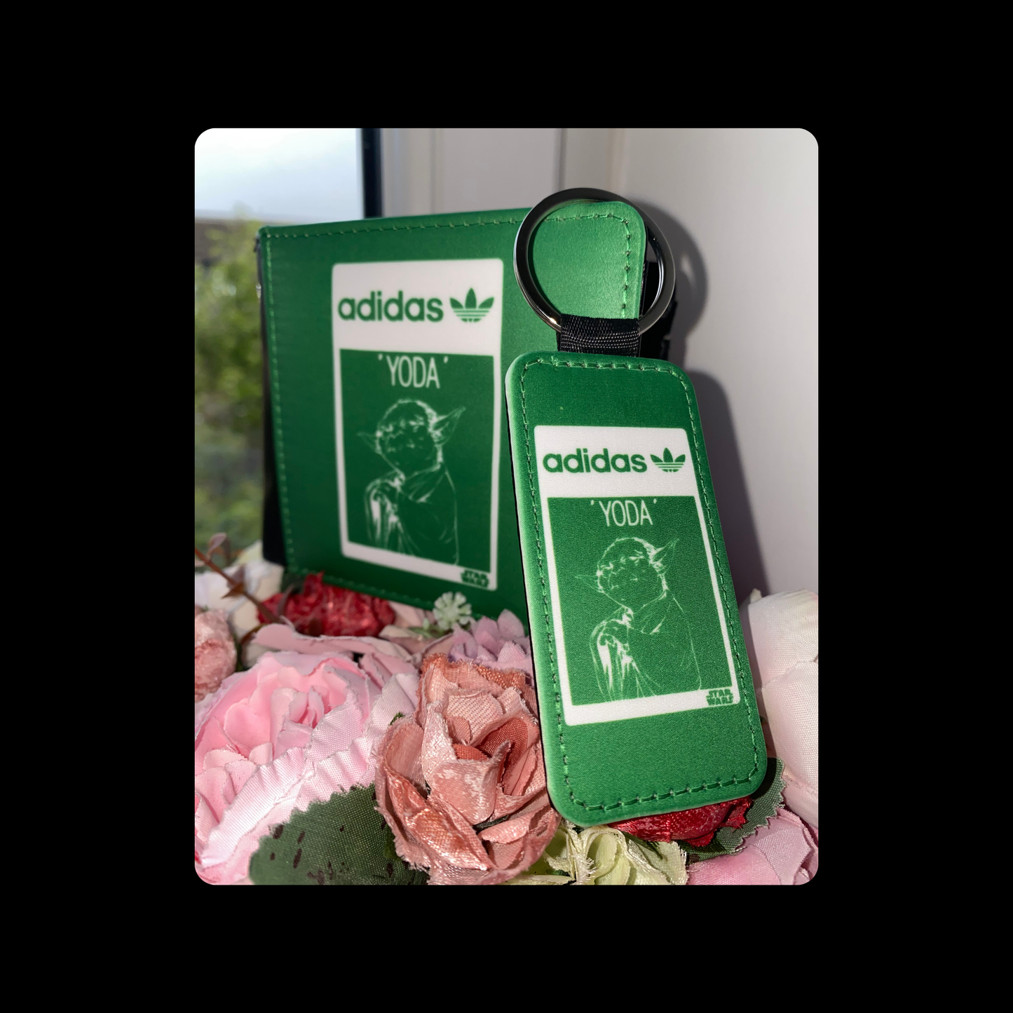 Adidas Star Wars Yoda Green & White PU Material Wallet & Keyring