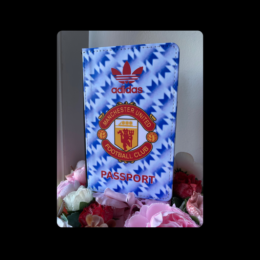Manchester United Blue Retro Kit PU Material Passport Holder Wallet