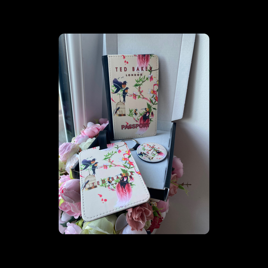 Ted Baker Birds PU Material Passport Holder Gift Set