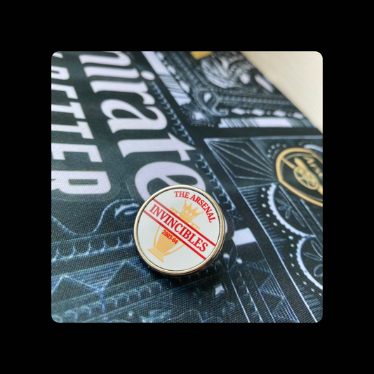 Arsenal Invincibles Red Text Round Pin Badge 20mm