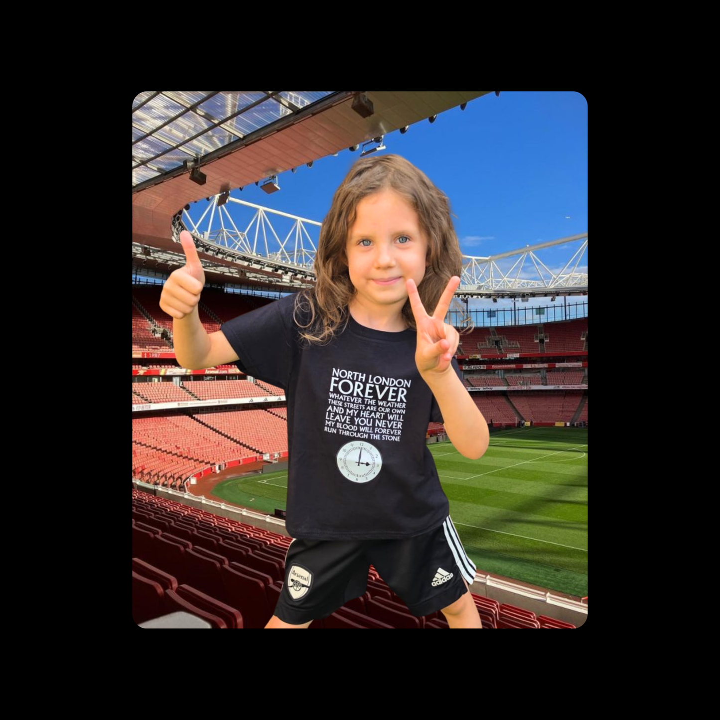 Arsenal North London Forever White Lyrics Clock End Clock Short Sleeved 100% Cotton Black T-Shirt