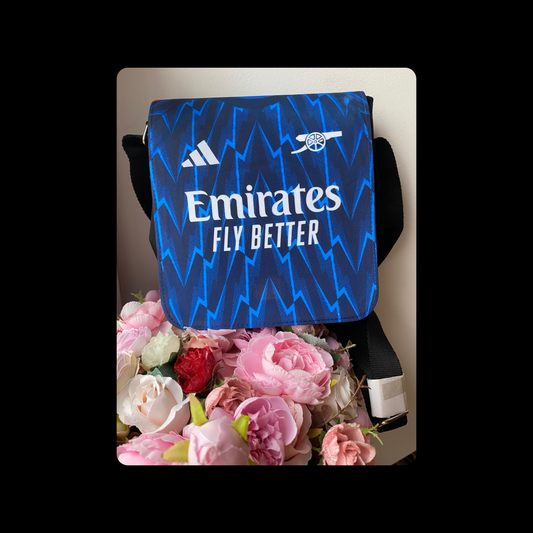 Arsenal 2025/26 Away Kit Crossover Shoulder Bag 22cm x 19cm