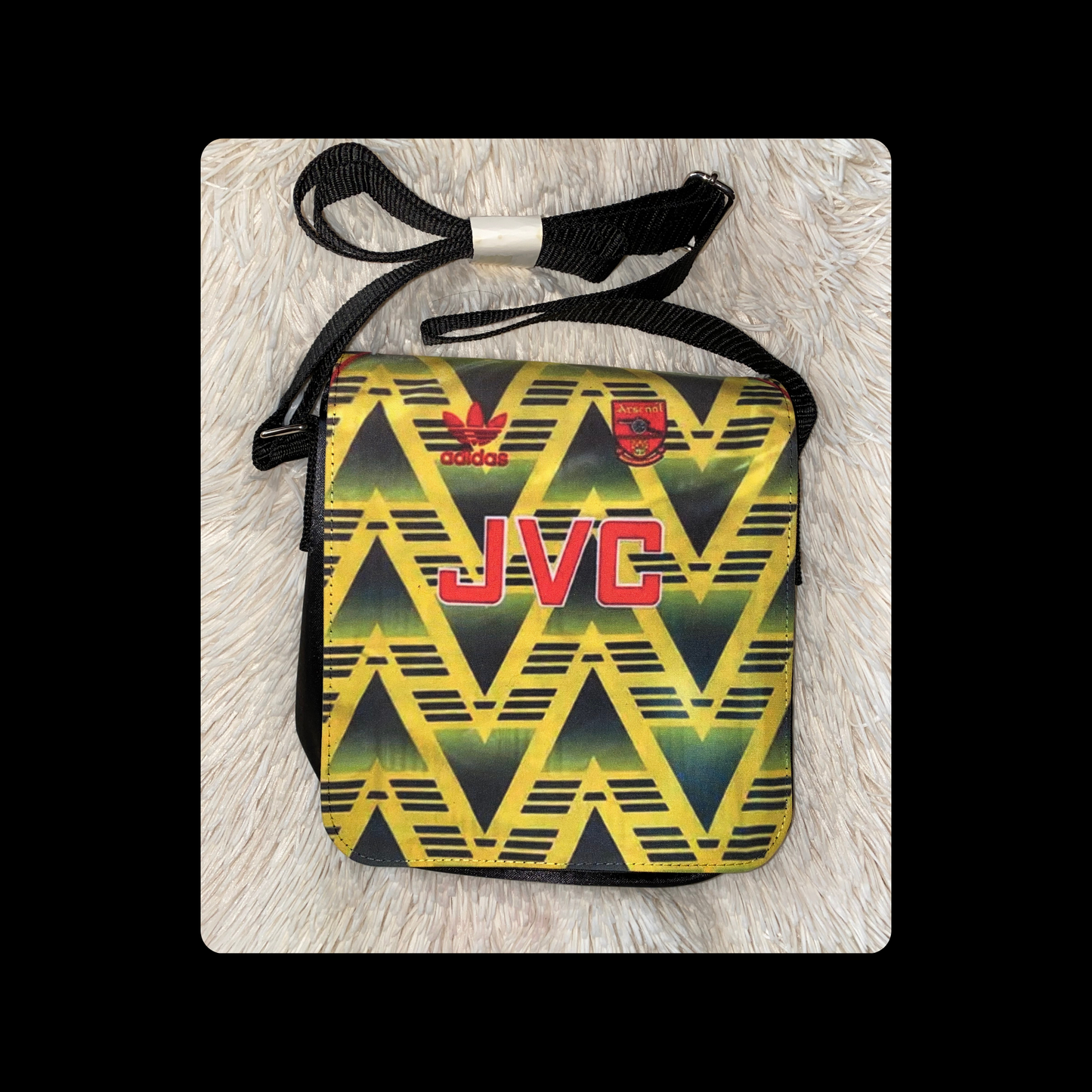 Arsenal 1991-1993 Bruised Banana Crossover Shoulder Bag 22cm x 19cm