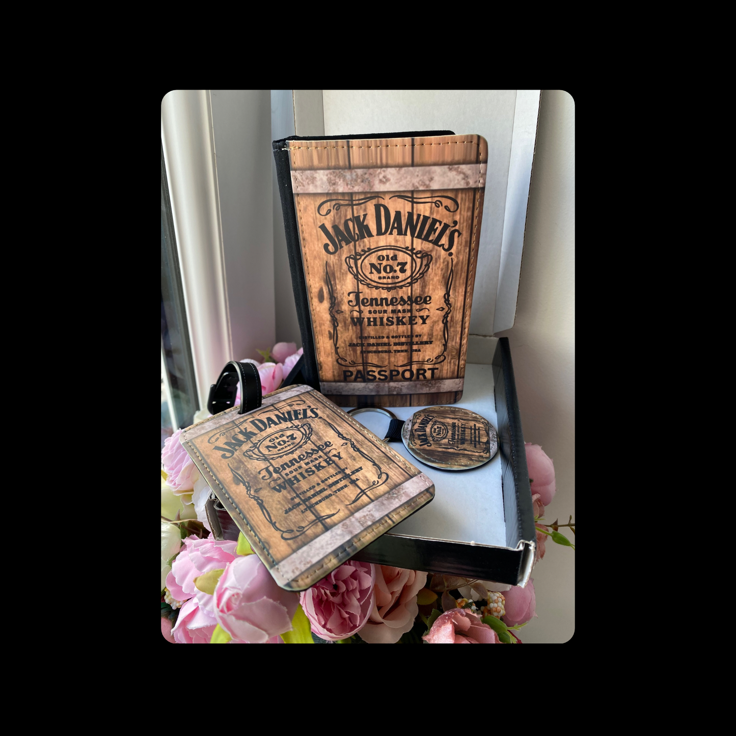 Jack Daniel’s Whiskey Barrel PU Material Passport Holder, Luggage Tag & Keyring
