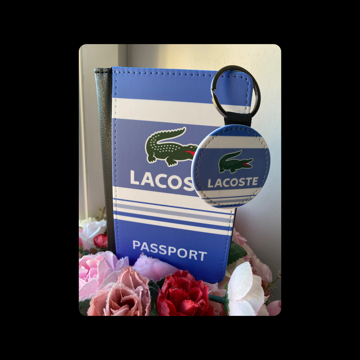 Lacoste White & Blue 80’s Football Casual Style PU Material Passport Holder & Keyring