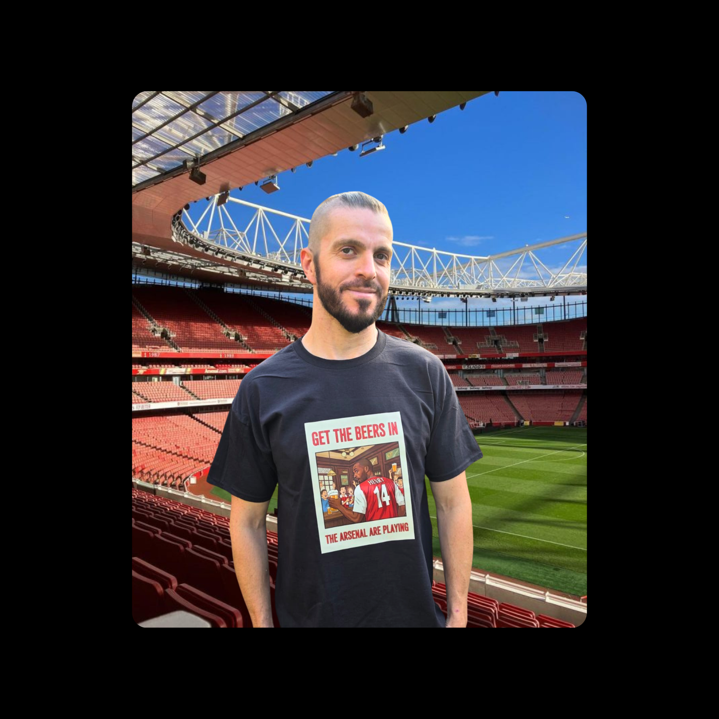 Arsenal Henry Get The Beers In Short Sleeved 100% Cotton Red T-Shirt