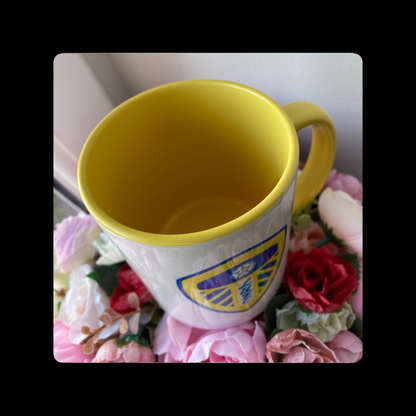 Leeds United Badge 11oz (330ml) Two Tone Mug