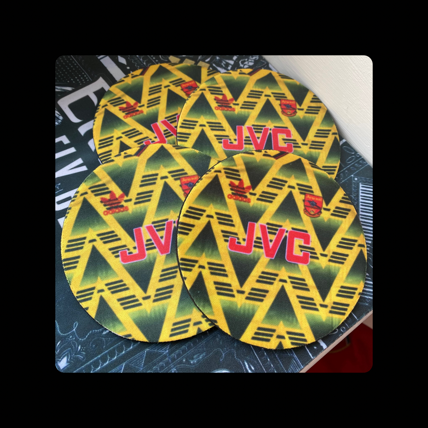 Arsenal 1993 Bruised Banana Kit Round Rubber Backed Coaster Set 10cm
