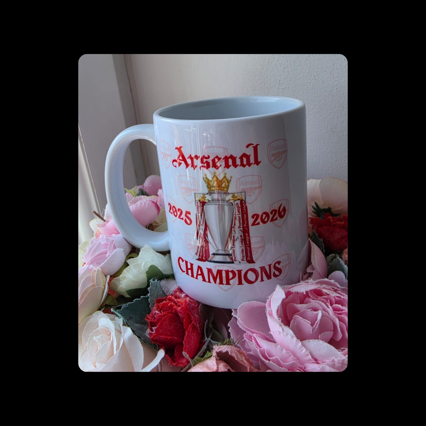Arsenal Champions & North London Forever Lyrics Clock End Clock Current Badge 11oz (330ml) Ceramic Mug