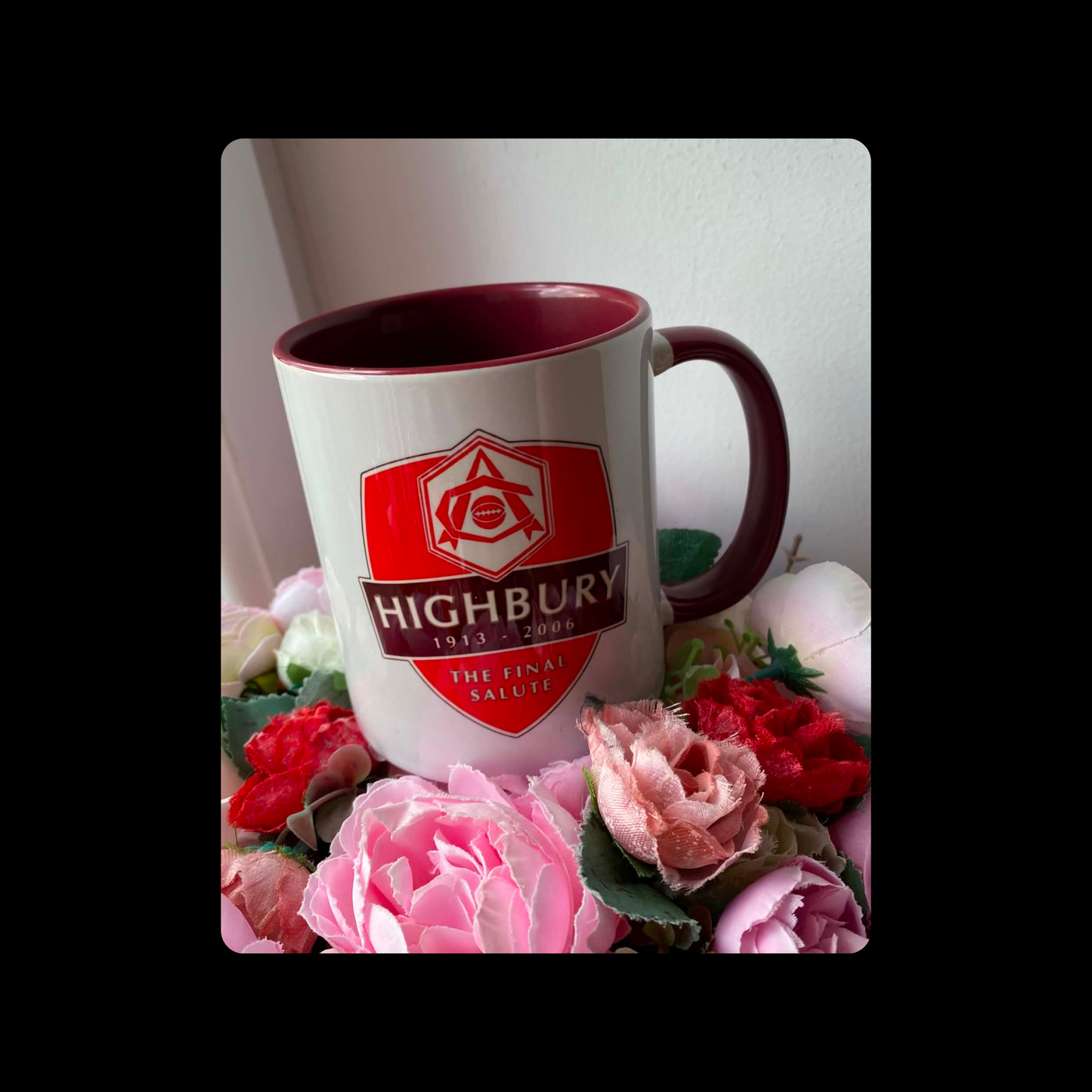 Arsenal Highbury Final Salute 11oz (330ml) Ceramic Mug
