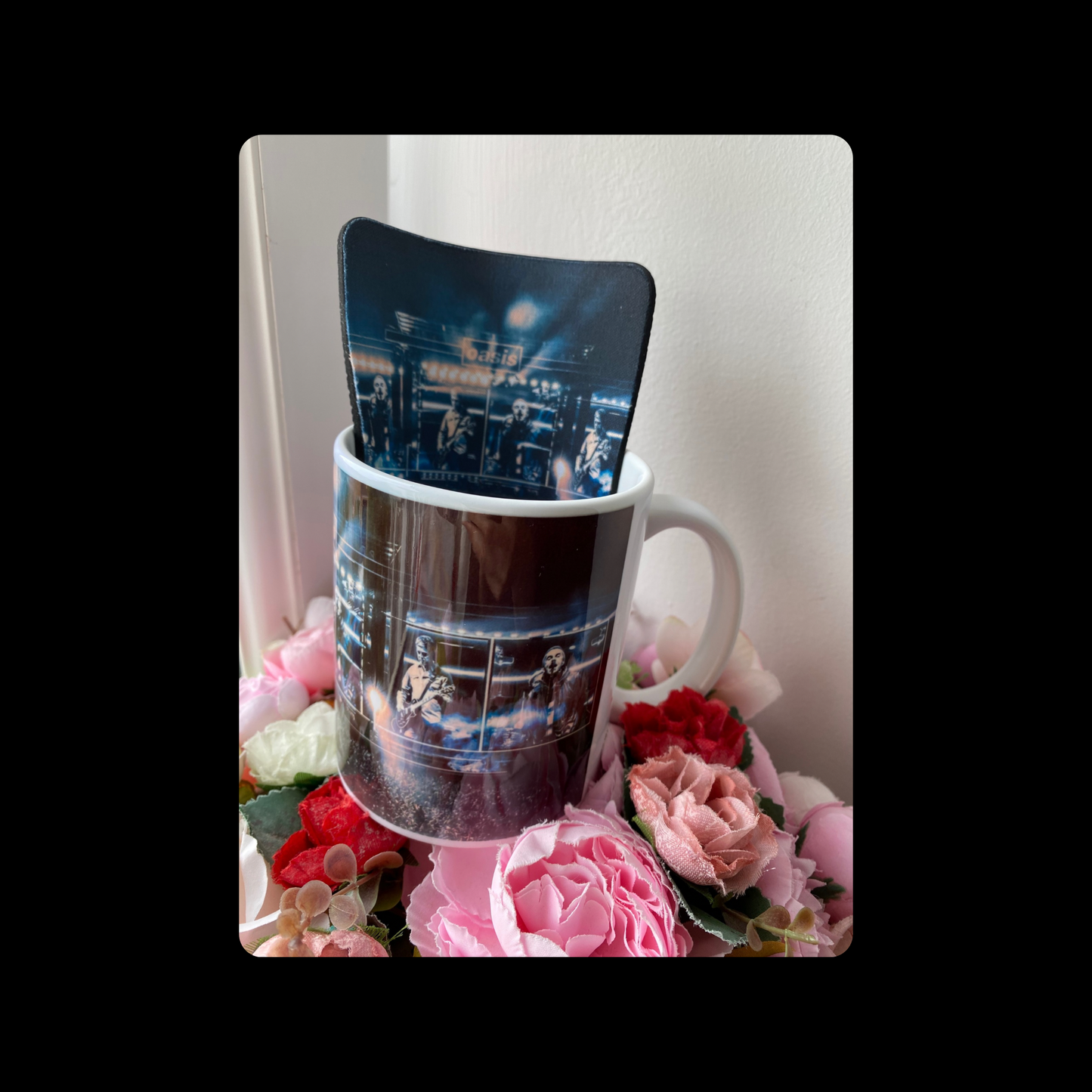 Oasis Live 2025 11oz (330ml) Ceramic Mug & Coaster