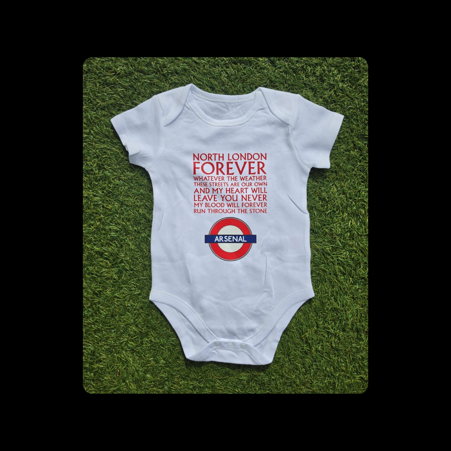 North London Forever Red Lyrics Tube Sign Short Sleeved 100% Cotton White Baby Bodysuit