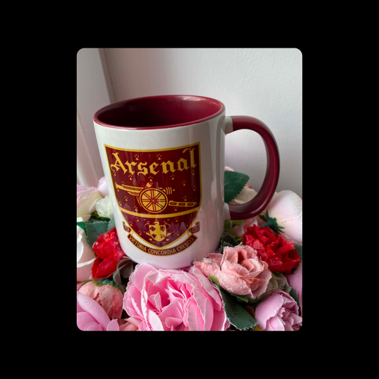 Arsenal 1949-1990 Badge Burgundy & White 11oz (330ml) Ceramic Mug
